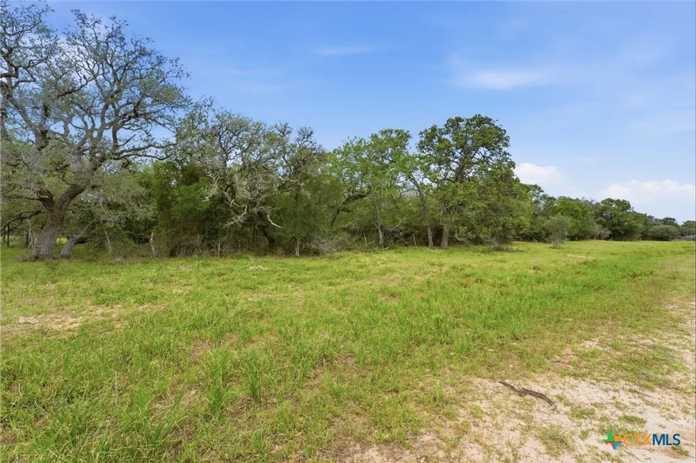 FM 530 Hallettsville, TX 77964