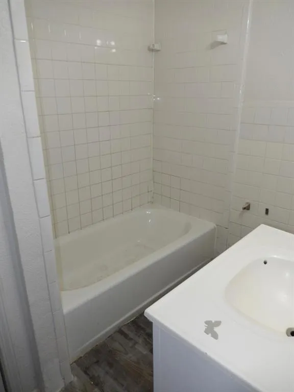 2710 Mount View Drive Farmers Branch, TX 75234