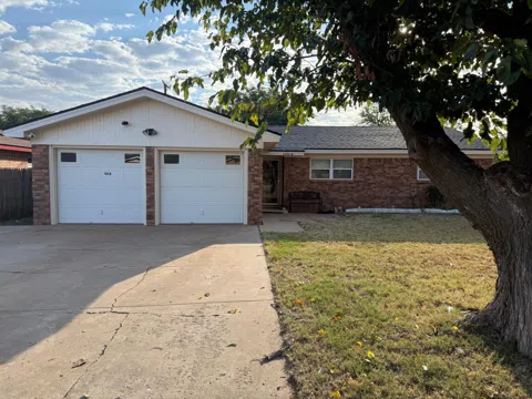 1104 S Pecos Drive