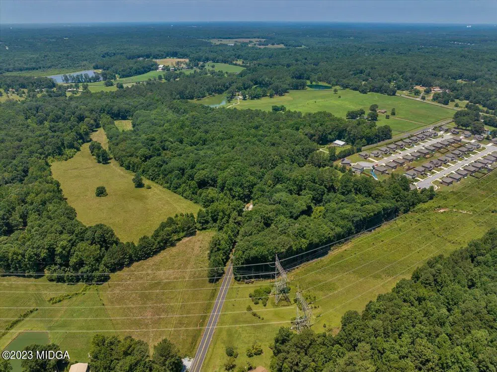 655 McDonough Rd Road Hampton, GA 30228