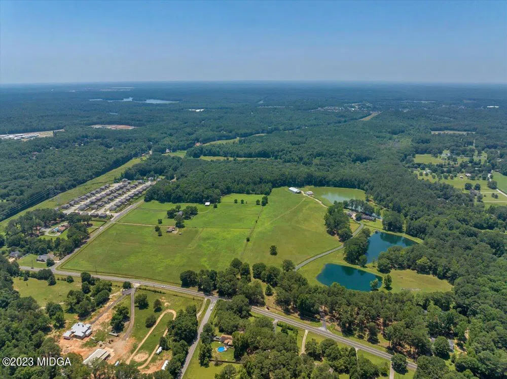 655 McDonough Rd Road Hampton, GA 30228