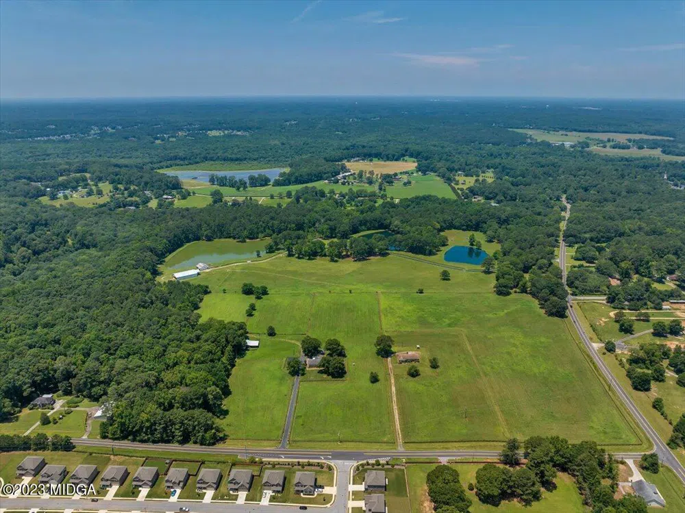 655 McDonough Rd Road Hampton, GA 30228