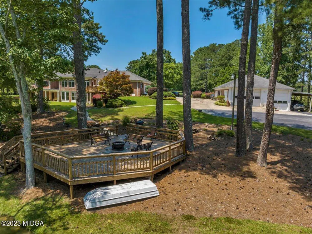 655 McDonough Rd Road Hampton, GA 30228
