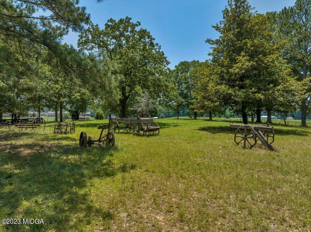 655 McDonough Rd Road Hampton, GA 30228