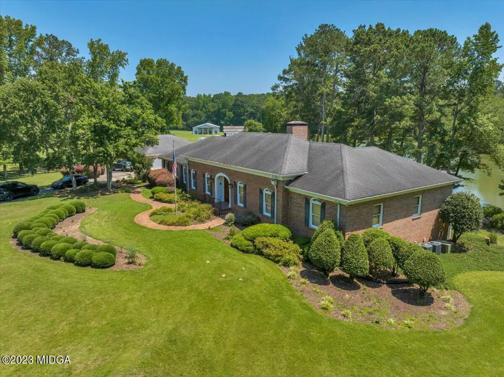 655 McDonough Rd Road Hampton, GA 30228