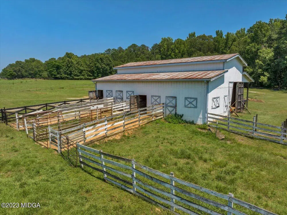 655 McDonough Rd Road Hampton, GA 30228