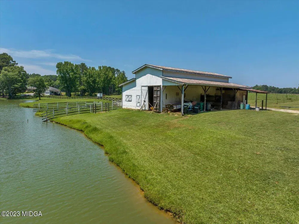655 McDonough Rd Road Hampton, GA 30228