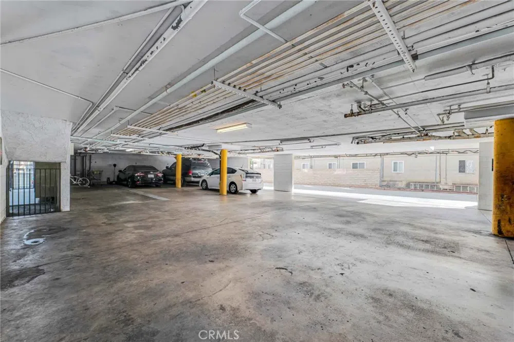 15240 Nordhoff Street North Hills, CA 91343
