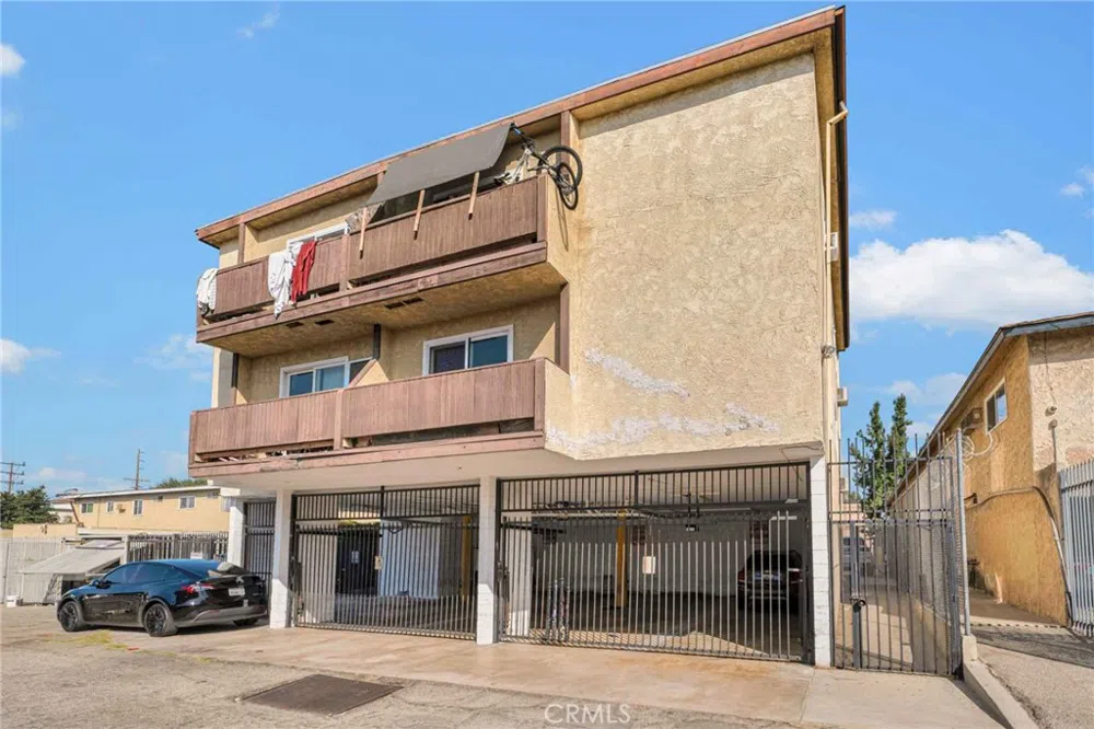15240 Nordhoff Street North Hills, CA 91343
