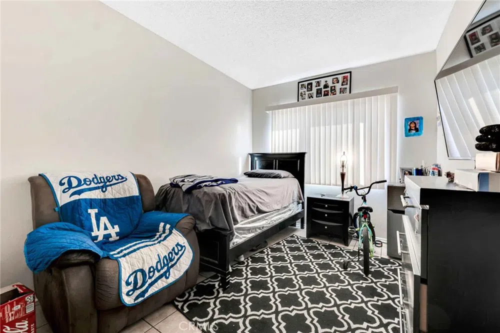 15240 Nordhoff Street North Hills, CA 91343