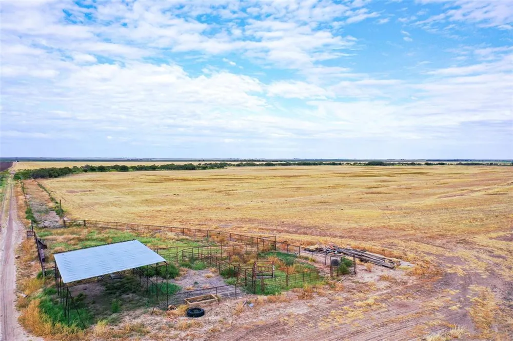 CR 223 Weinert, TX 76388