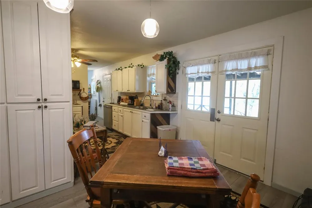 4240 CHEYENNE DR May, TX 76857
