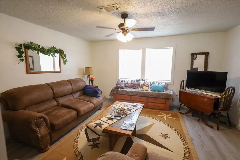 4240 CHEYENNE DR May, TX 76857