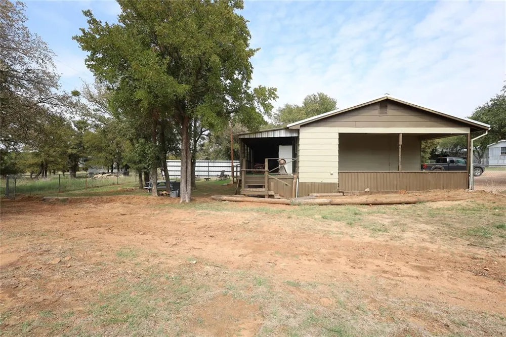 4240 CHEYENNE DR May, TX 76857