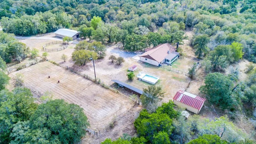 298 Jenkins Road Cedar Creek, TX 78612