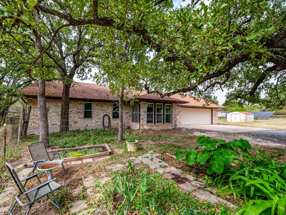 298 Jenkins Road Cedar Creek, TX 78612