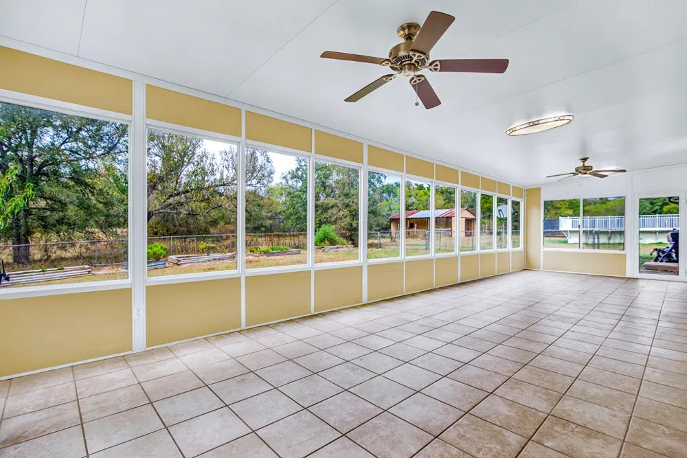 298 Jenkins Road Cedar Creek, TX 78612