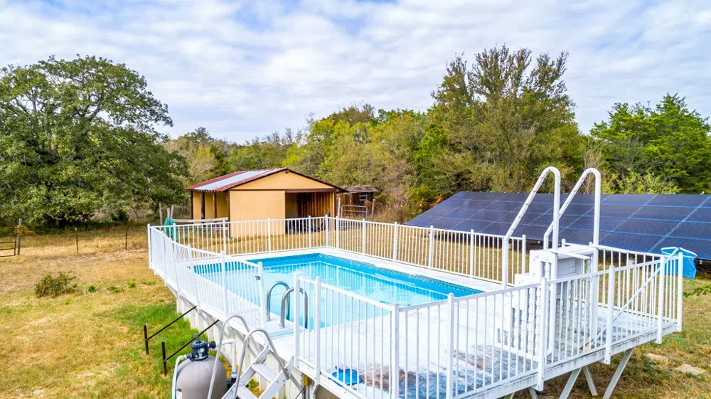298 Jenkins Road Cedar Creek, TX 78612