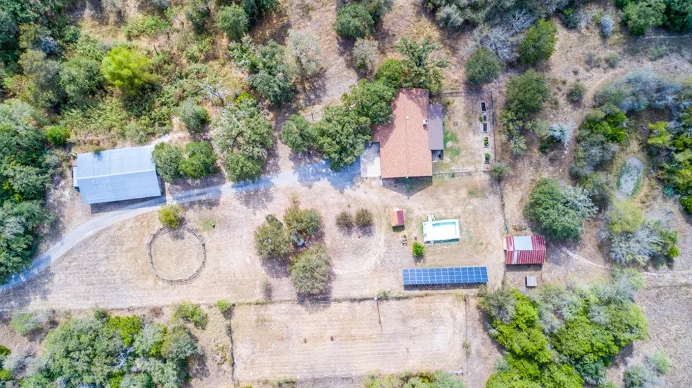 298 Jenkins Road Cedar Creek, TX 78612