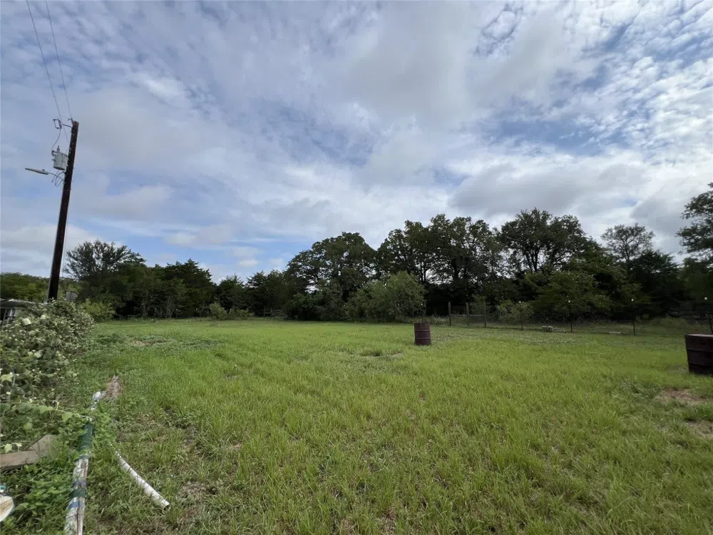 298 Jenkins Road Cedar Creek, TX 78612