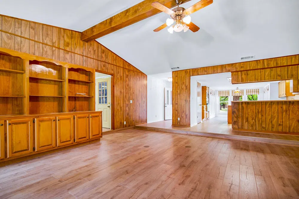 298 Jenkins Road Cedar Creek, TX 78612
