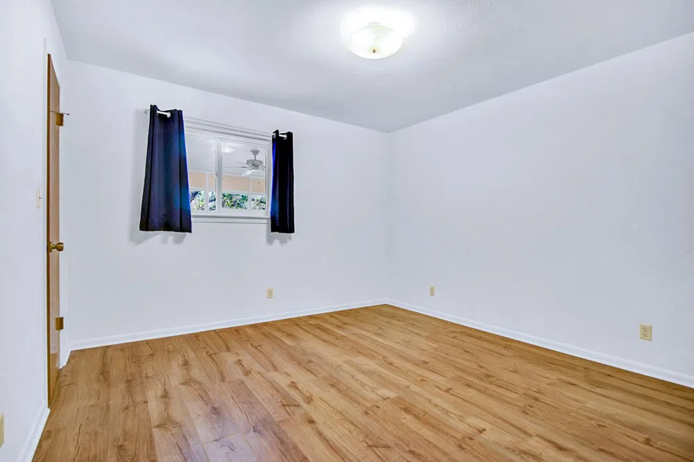 298 Jenkins Road Cedar Creek, TX 78612