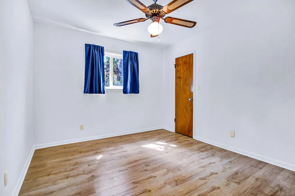 298 Jenkins Road Cedar Creek, TX 78612