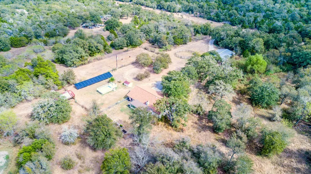 298 Jenkins Road Cedar Creek, TX 78612