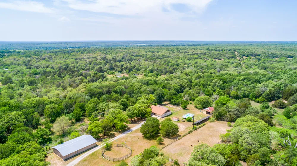298 Jenkins Road Cedar Creek, TX 78612