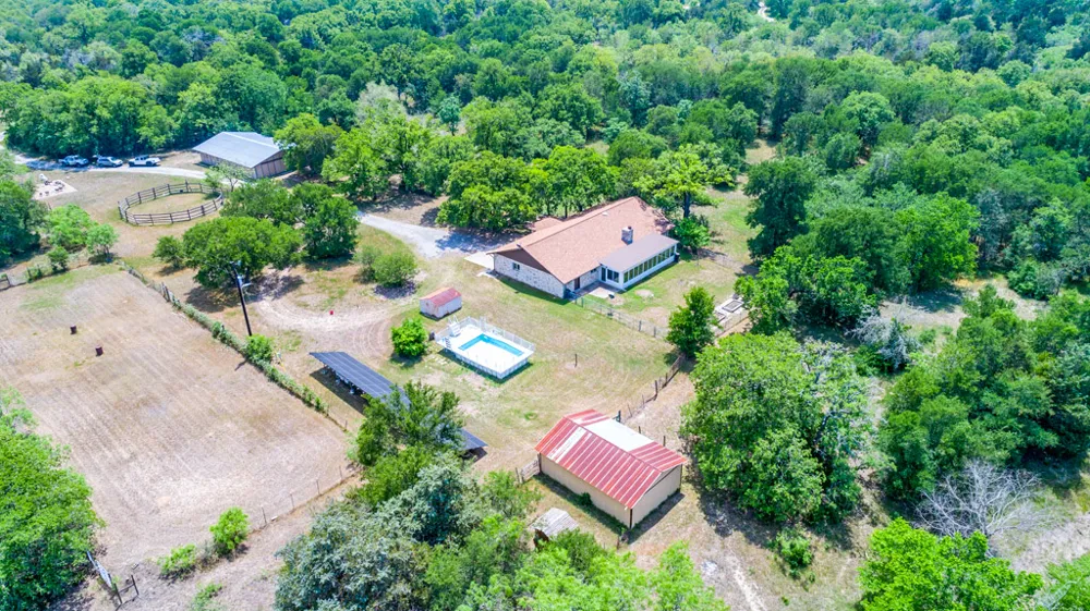 298 Jenkins Road Cedar Creek, TX 78612