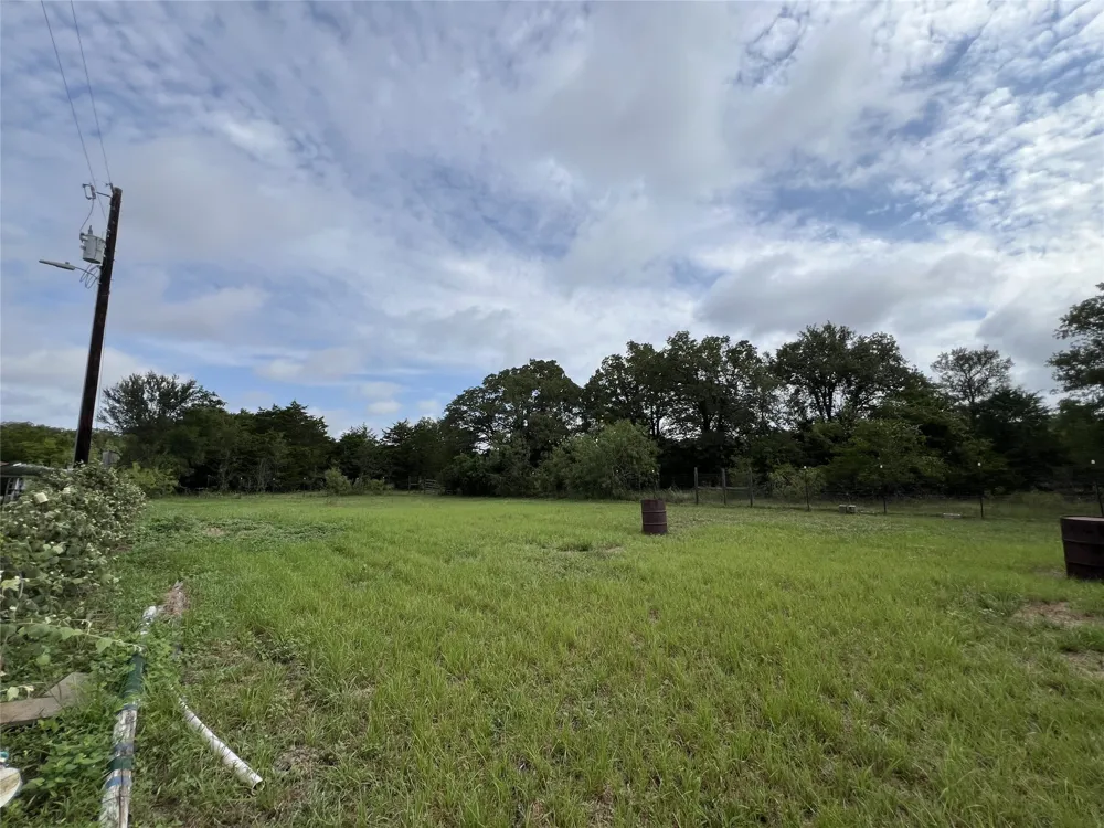 298 Jenkins Road Cedar Creek, TX 78612
