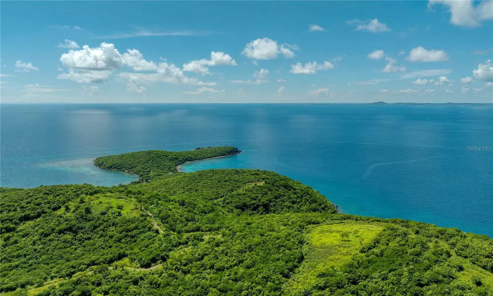 PR 998 Km 3.0 PLAYA SARDINAS Culebra, PR 00775