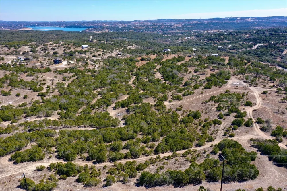 21524 Kathy Lane Spicewood, TX 78669