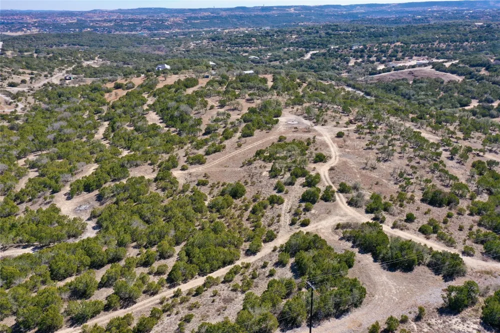 21524 Kathy Lane Spicewood, TX 78669