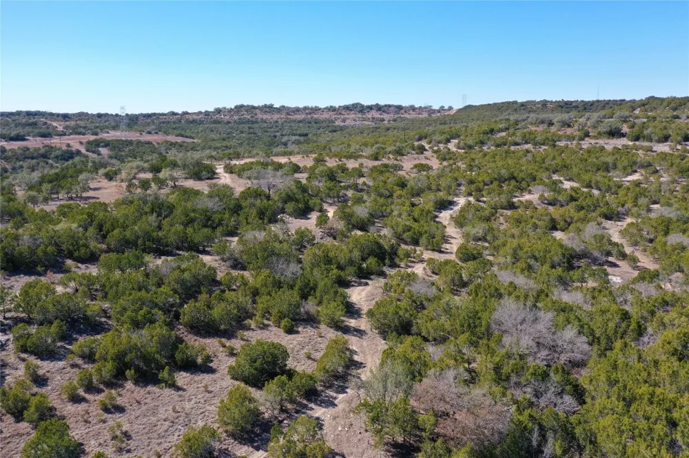 21524 Kathy Lane Spicewood, TX 78669