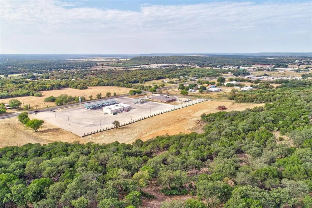 5 Travis Drive Mineral Wells, TX 76067