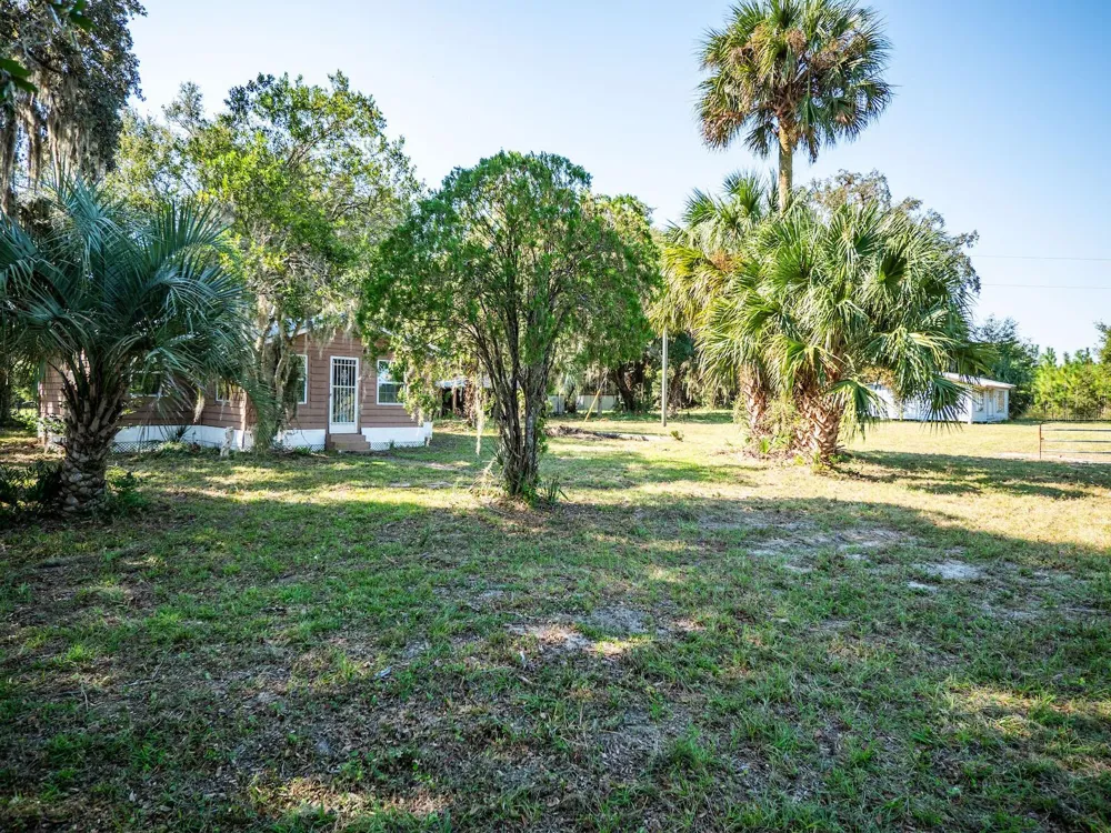 12146 E HIGHWAY 318 Fort Mc Coy, FL 32134