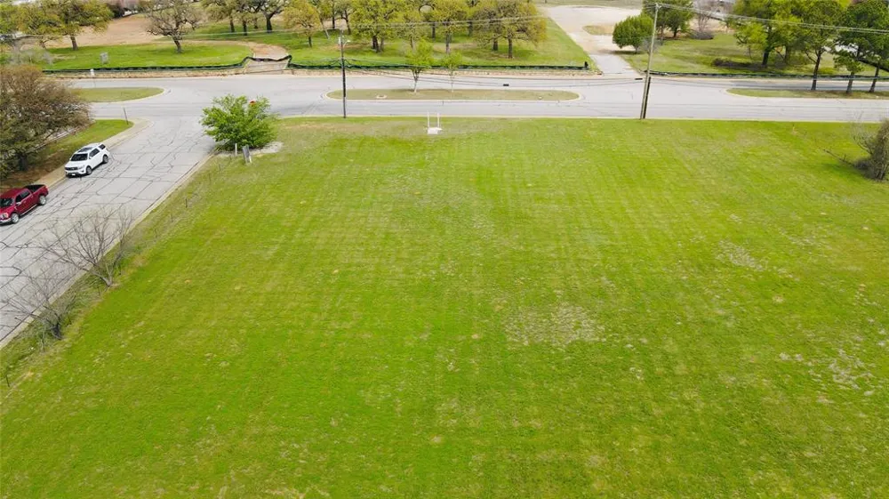3708 Harwood Road Bedford, TX 76021