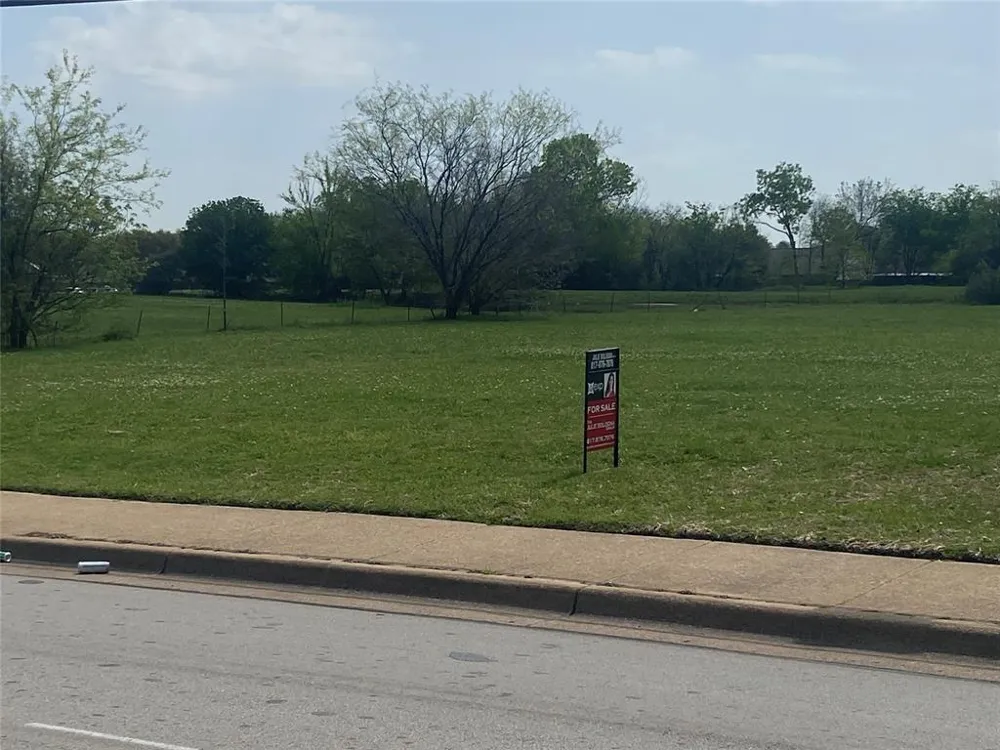 3708 Harwood Road Bedford, TX 76021