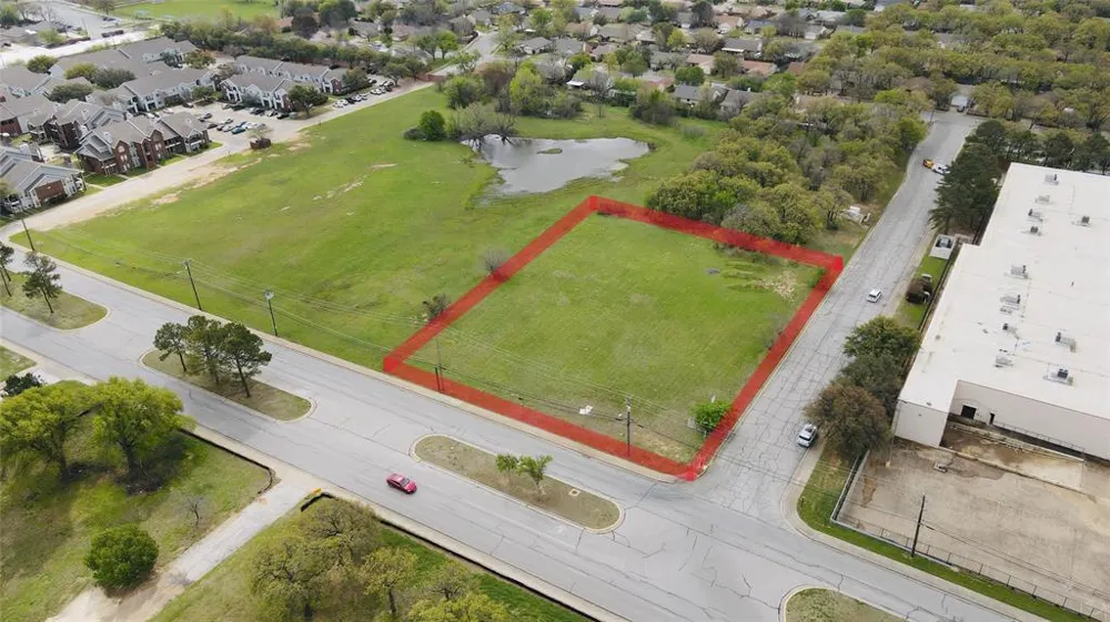3708 Harwood Road Bedford, TX 76021