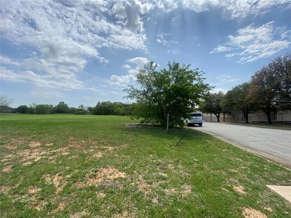 3708 Harwood Road Bedford, TX 76021