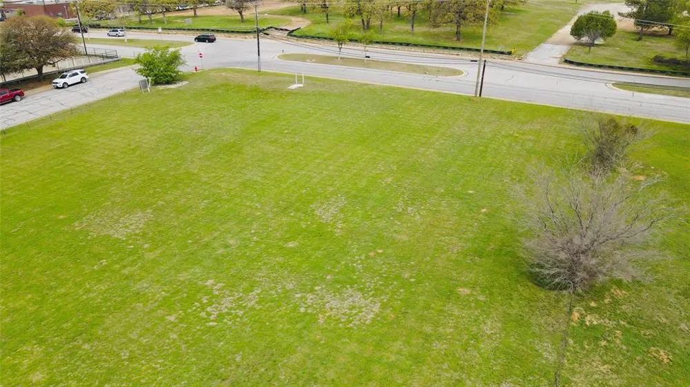 3708 Harwood Road Bedford, TX 76021