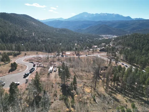 13 Blue Haven Place