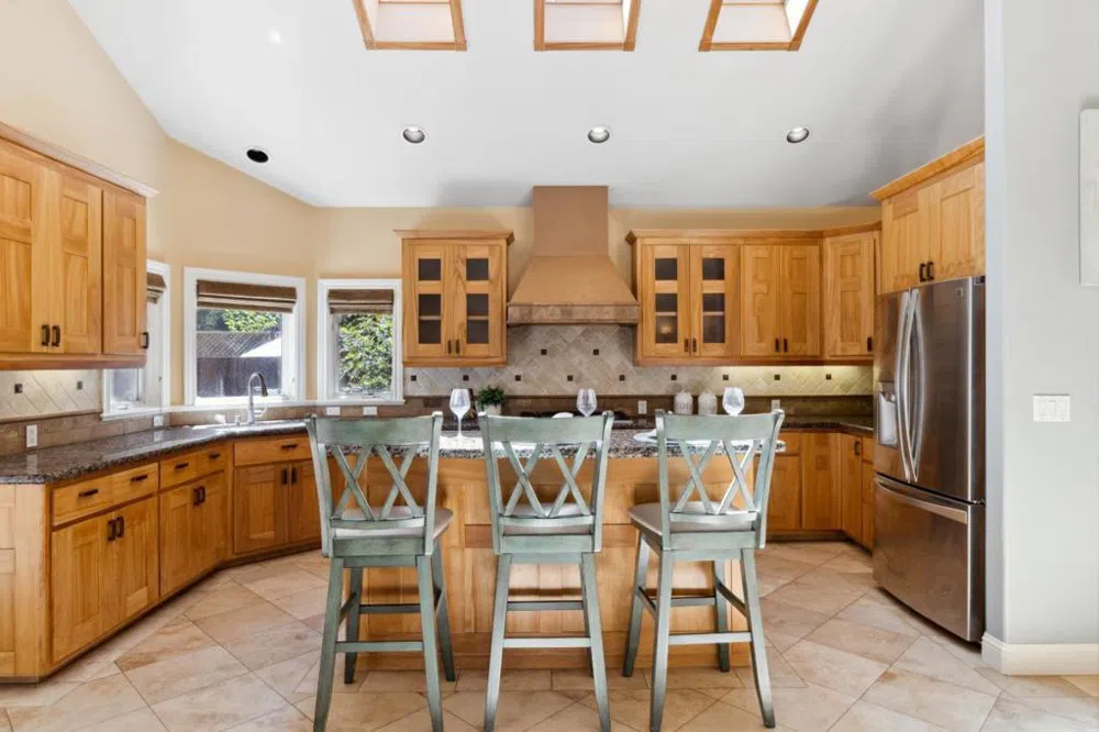 674 Mountain View Drive Ben Lomond, CA 95005