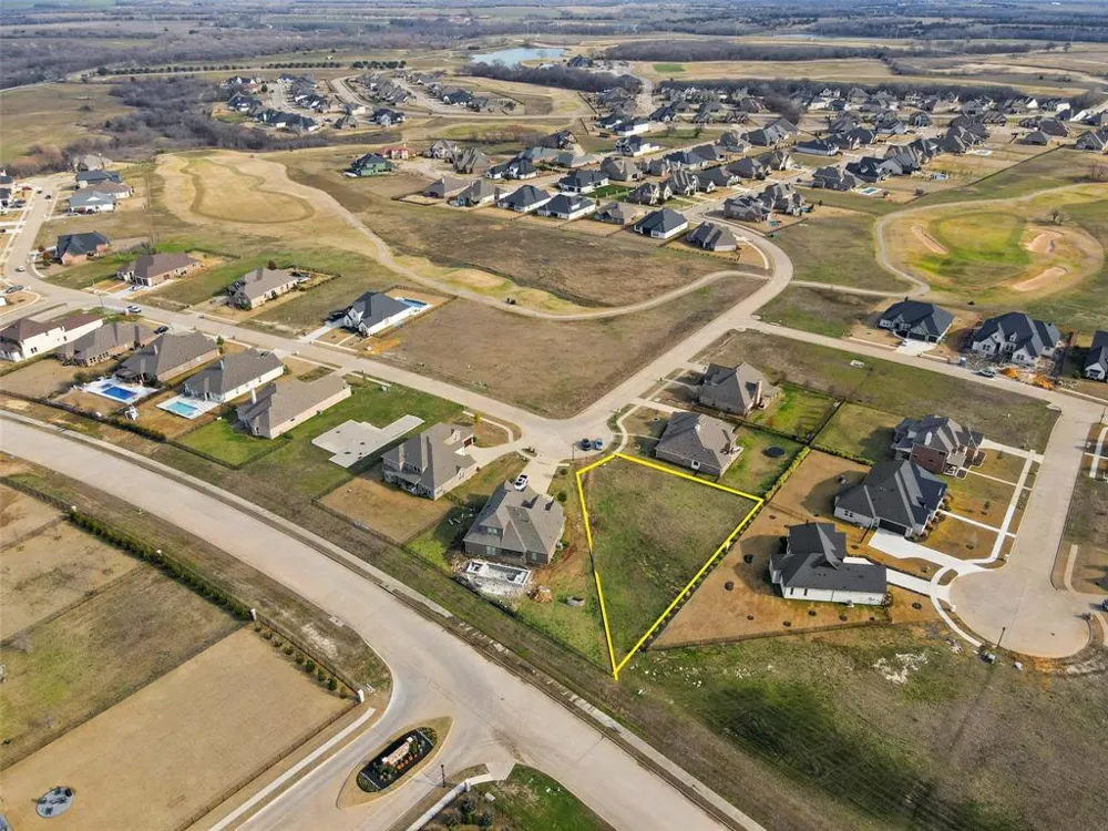 1701 Eagle Glen Pass Gunter, TX 75058