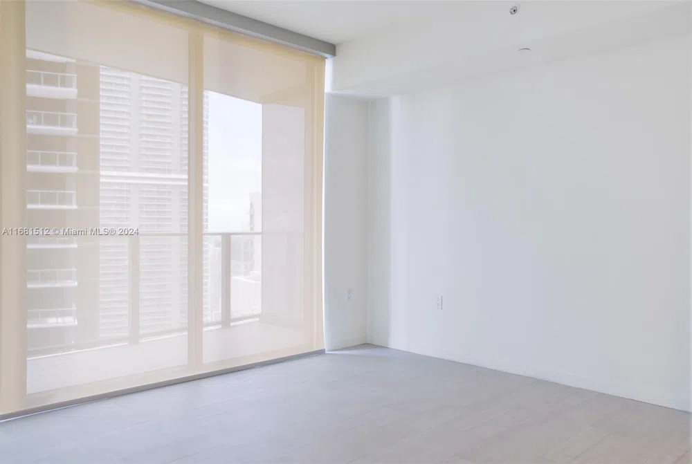 1000 Brickell Plaza #3307 Miami, FL 33131