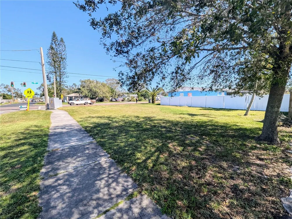 3990 54TH AVENUE St Petersburg, FL 33714