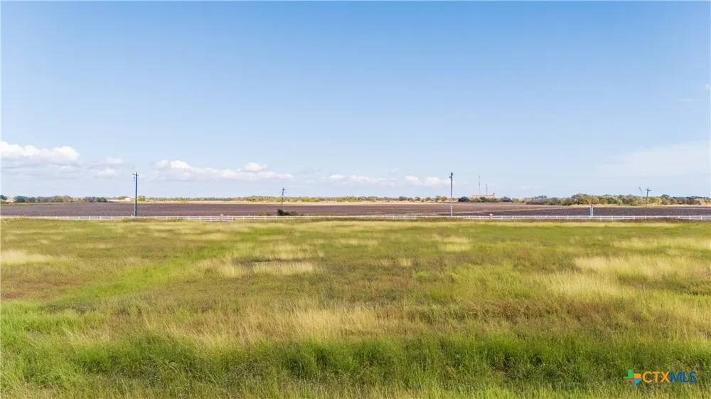 47 Redfish Retreat Drive Port Lavaca, TX 77979
