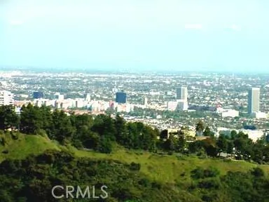 1740 Summitridge Drive Beverly Hills, CA 90210