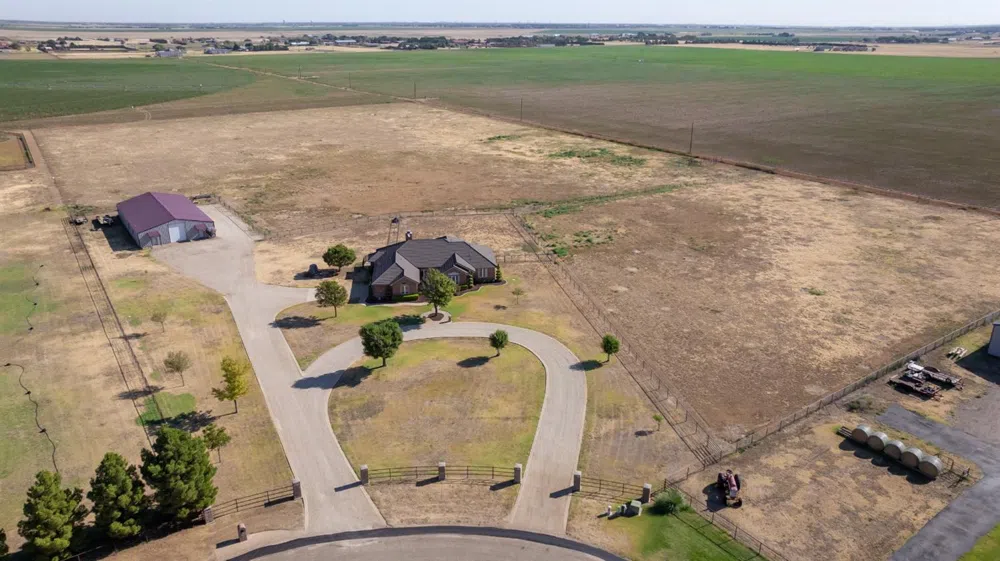 7602 County Road 7650 Wolfforth, TX 79382